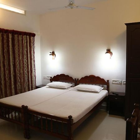 Sangeeth Beach Resort 코발람비치 외부 사진